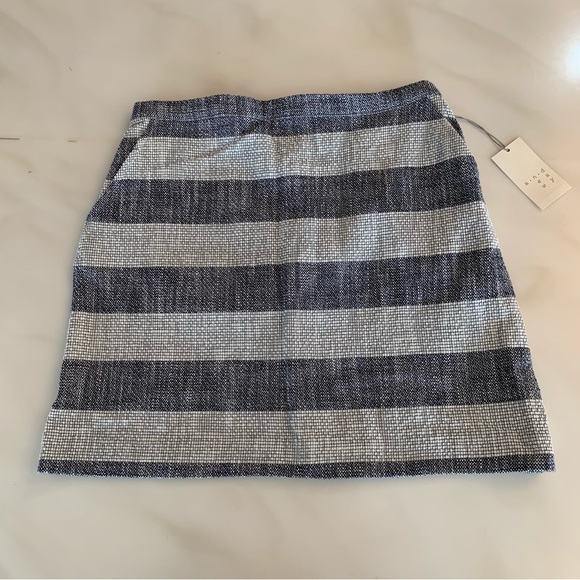 NWT Gray Women’s Striped A New Day Mini Skirt - Picture 1 of 5